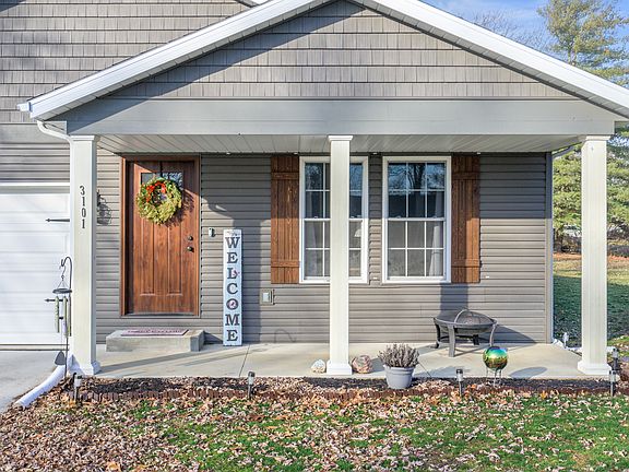 3rd image of 3101 N Countryview Dr