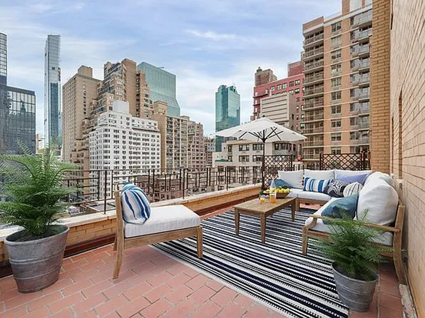 225 E 46th St APT 11B, New York, NY 10017