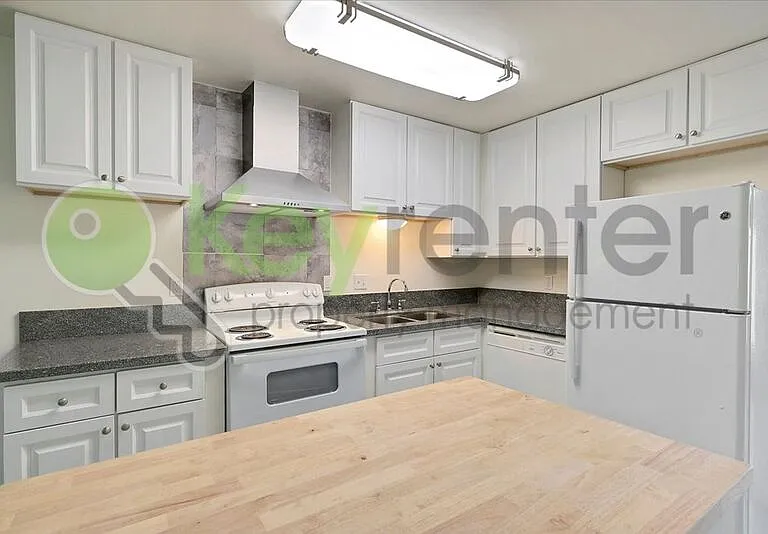 6705 Greenback Ln #5 — Photo 9