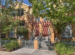 925 Camille Ln, Mountain View, CA 94040