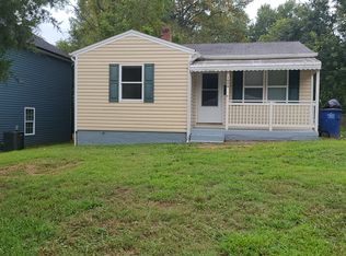 1628 Ashley School Cir, Winston Salem, NC 27105
