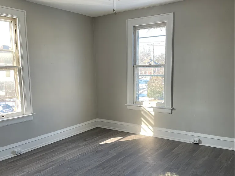 57 E Maynard Ave — Photo 8