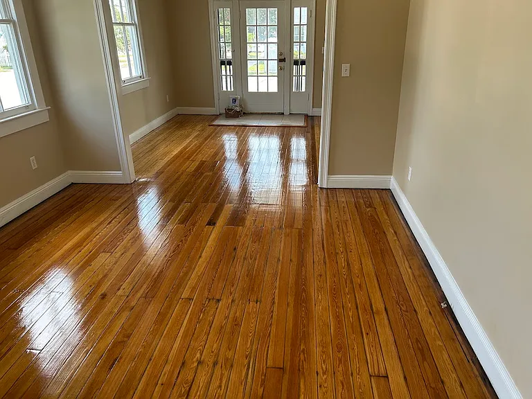 785 French St — Photo 2