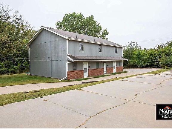 3rd image of 930 Windwood