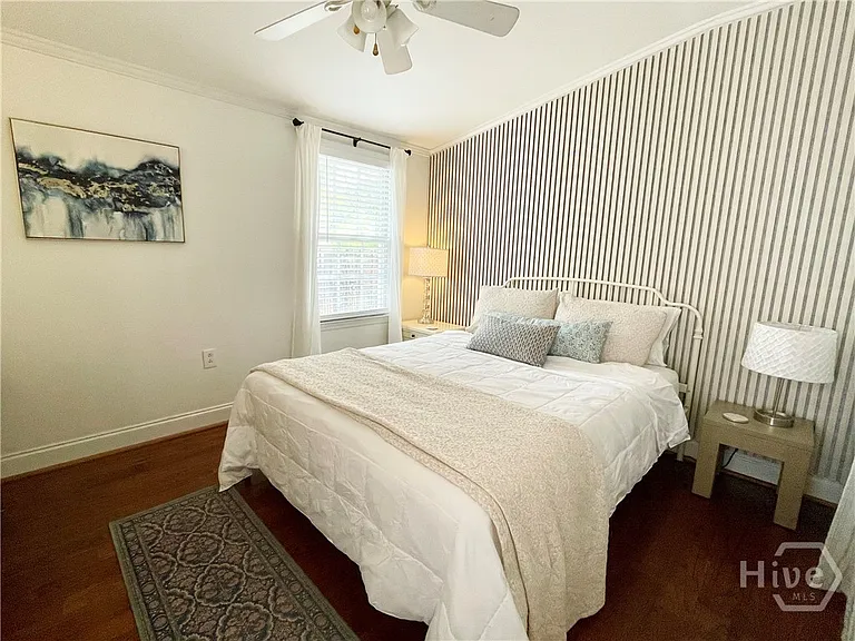 217 W Taylor St — Photo 13