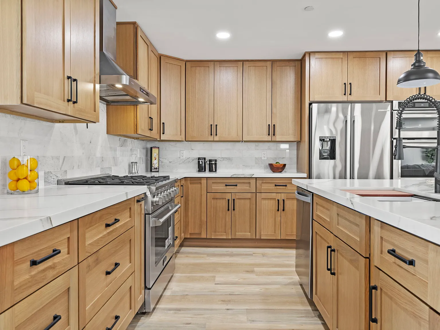 5 bed, 2839 sqft, $7,000 — Photo 4