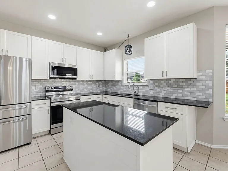 4603 Sydney Harbour Ct — Photo 7