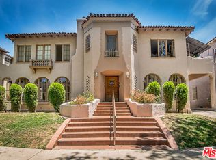 112 1/2 S Sycamore Ave, Los Angeles, CA 90036