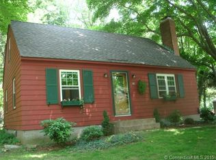 10 Cedar Ridge Rd, East Hampton, CT 06424