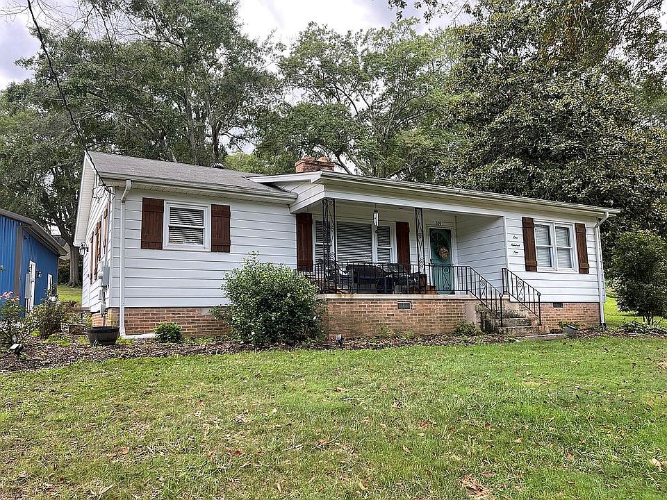 1st image of 109 Holly Cir