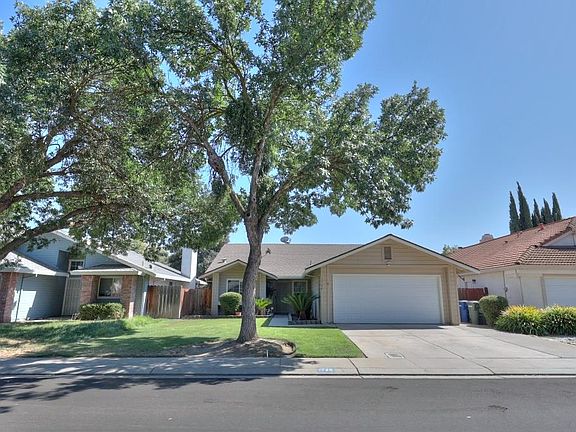 2nd image of 1728 Nighthawk Way