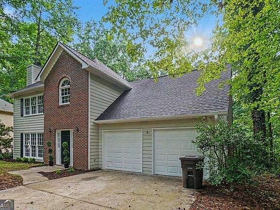 2nd image of 3390 Dogwood Dr