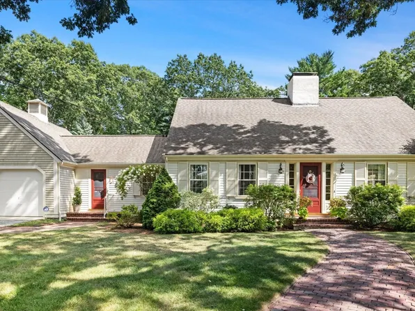 59 Beaverbrook Ln, Duxbury, MA 02332
