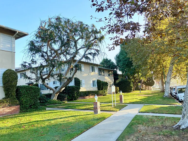 Must-See! 1bd+1ba At 1553-1555 Riverside Dr. Glendale, Ca 91201 — Photo 11