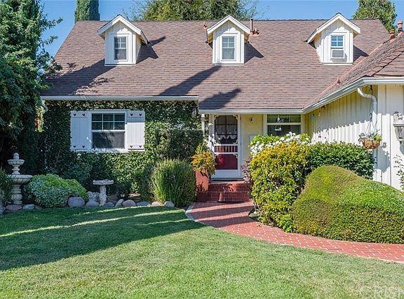 4th image of 6643 Royer Ave