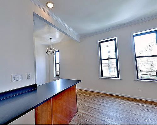 4th image of 78 W 85th St APT 5D