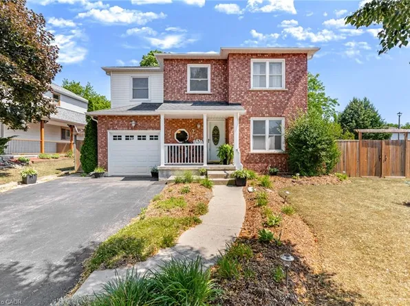 2 Broom St, North Dumfries, ON N0B 1E0