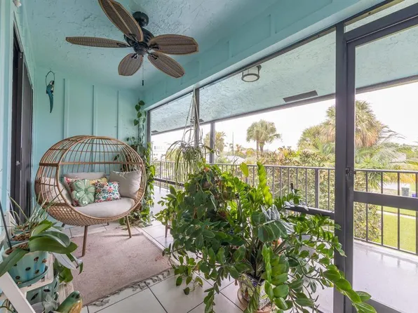 201 SW 1st St APT 10, Boca Raton, FL 33432