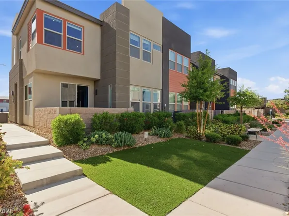 9858 Laurel Tree St, Las Vegas, NV 89141