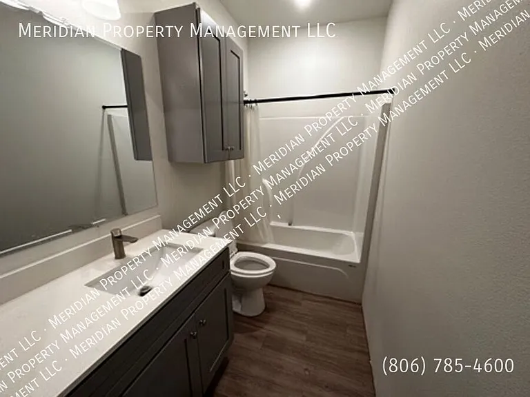 1215 N Evanston Ave — Photo 12