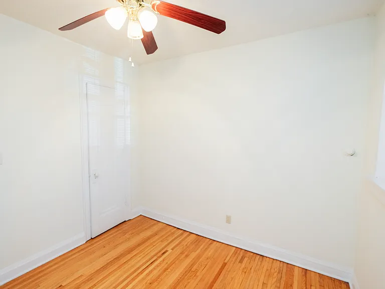 Fremont Apartments — Photo 30