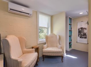 939 Henry Ave APT D, Charlottesville, VA 22903