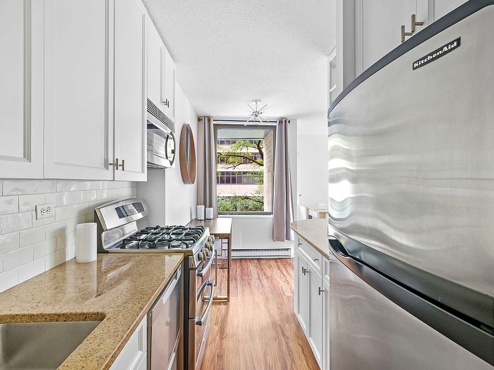 1st image of 1601 3rd Ave APT 3K