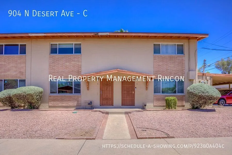 3 Bed, 1.5 Bath Condo With Washer/Dryer In Central Tucson! — Photo 2
