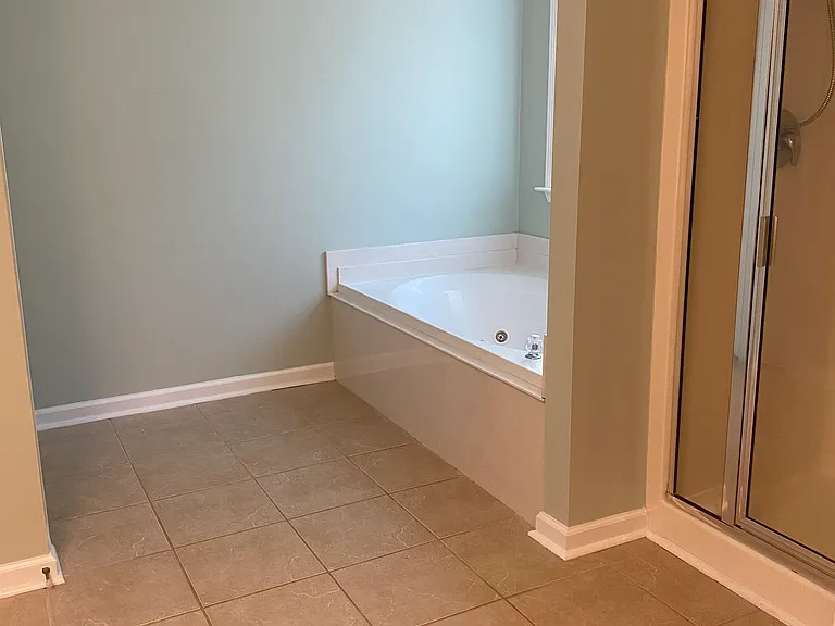 233 Grove Ln — Photo 6