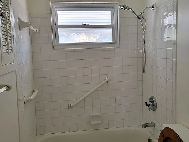 801 Lemaster Ave — Photo 3