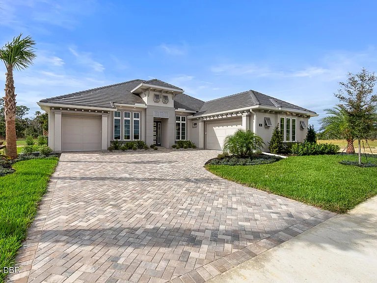 29 Coronado Rd — Photo 2