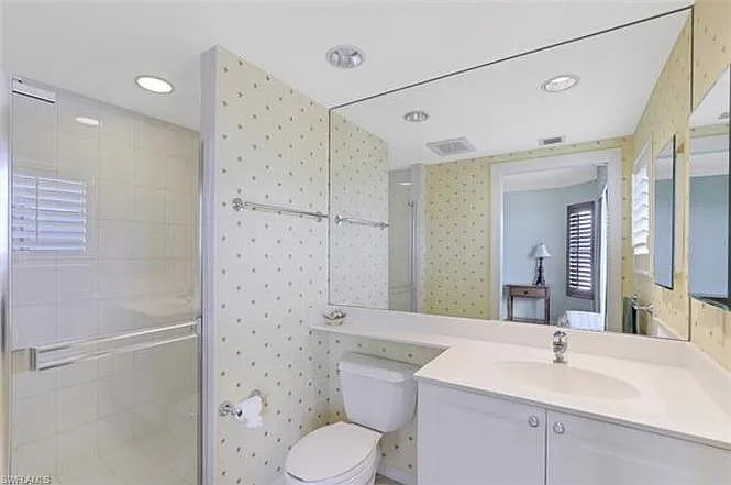 1060 Borghese Ln #1401 — Photo 29
