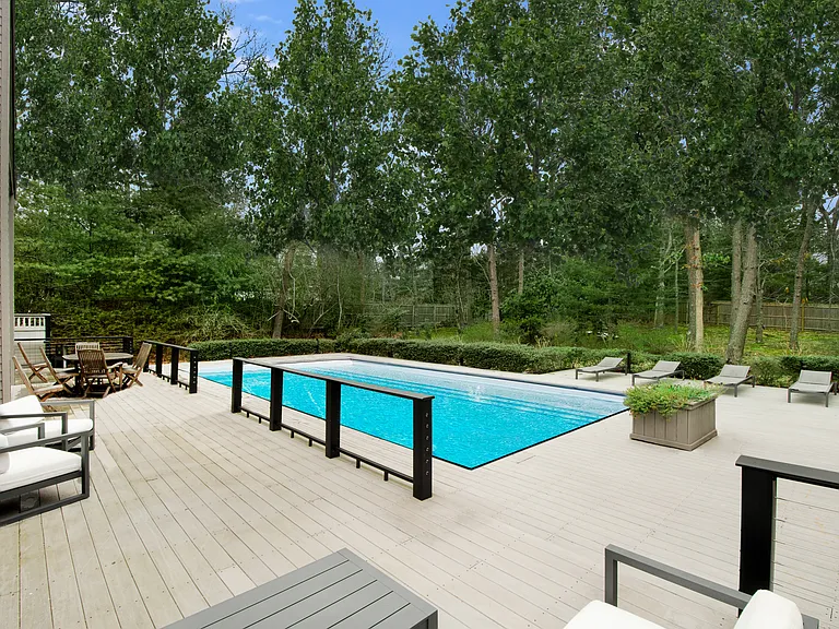 10 Harvest Ln — Photo 4