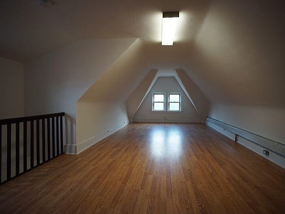 5th image of 8301 Penelope Ave #2FL