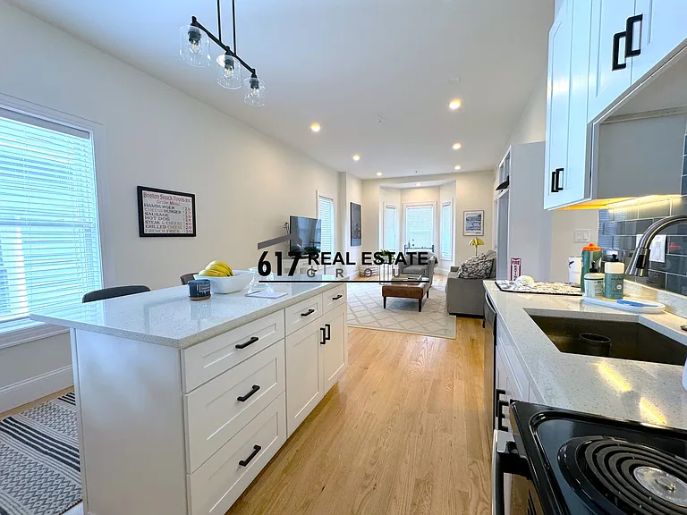 58 Springfield St — Photo 8