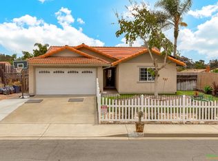 1470 Mountain Meadow Dr, Oceanside, CA 92056