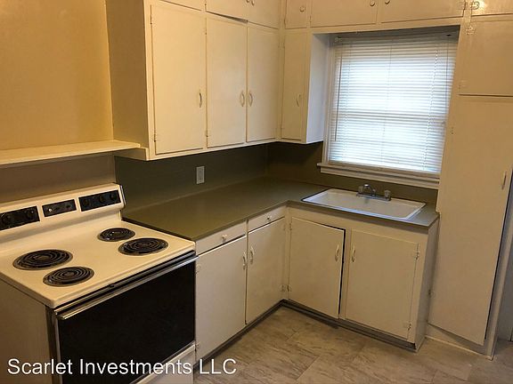 5th image of 102 Atwell St