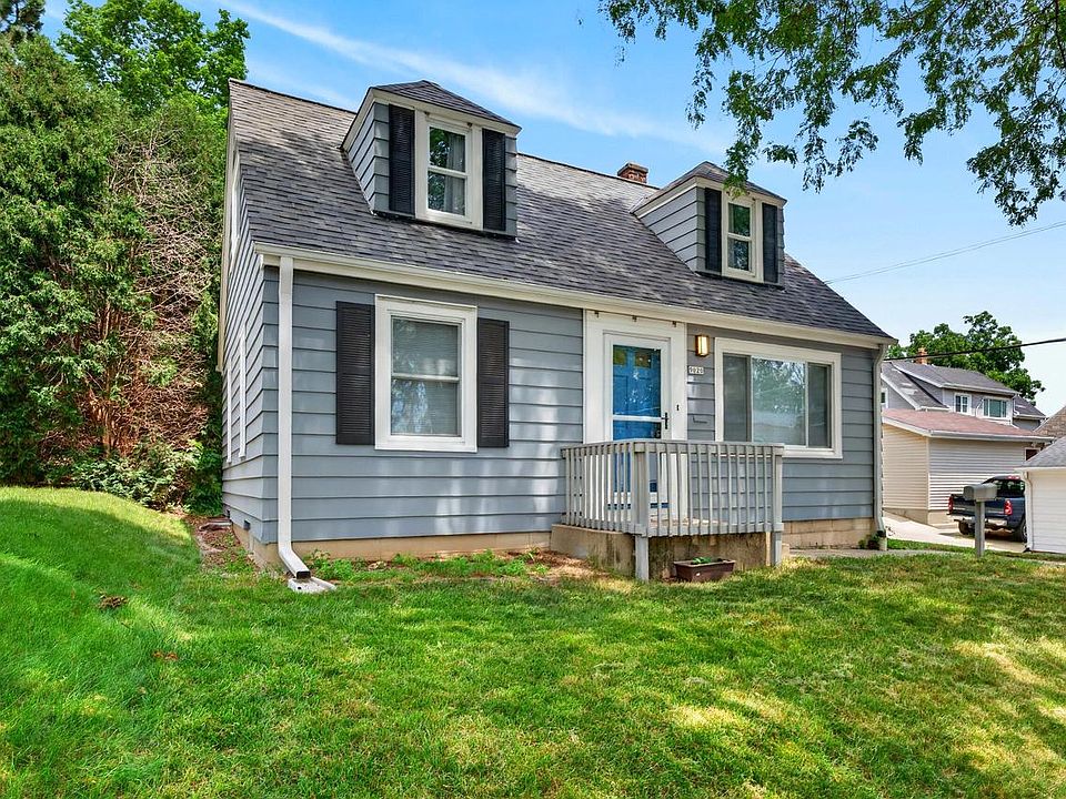 1st image of 9020 W Vincent PLACE