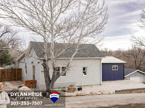 710 S 5th St, Glenrock, WY 82637