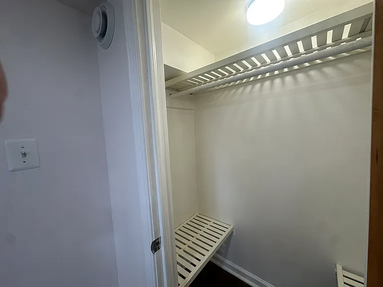 5719 W Giddings St — Photo 16