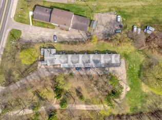 57951 Grand River Ave APT 3, New Hudson, MI
