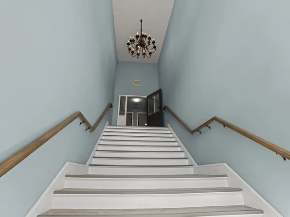 1045 County St, Somerset, MA 02726