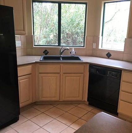 3rd image of 6086 N Running Deer Cir