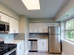 3500 Barrett Dr APT 10E, Kendall Park, NJ 08824