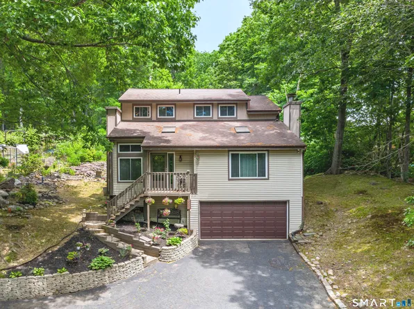 953 Rubber Avenue, Naugatuck, CT 06770