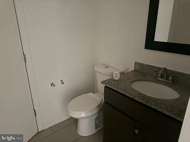 2029 E Fletcher St #8 — Photo 9