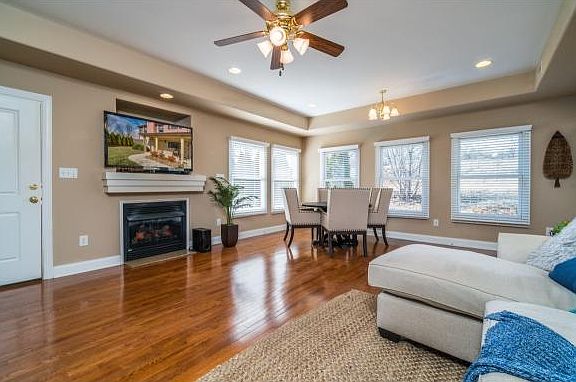 5th image of 324 Westshore Point