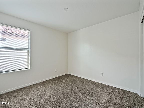 4th image of 17404 W Molly Ln