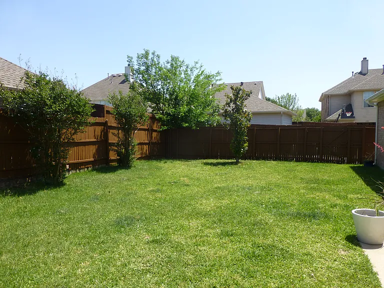 2508 Sir Percival Ln — Photo 27