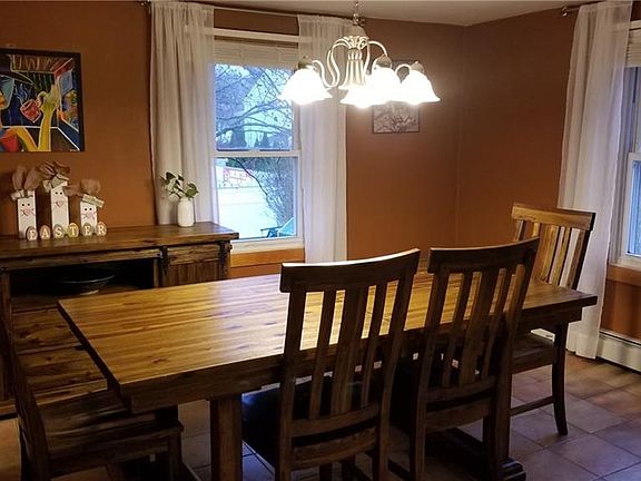 5th image of 112 Friendship St